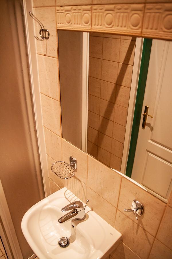 Hotel Sunflower Praha Eksteriør bilde